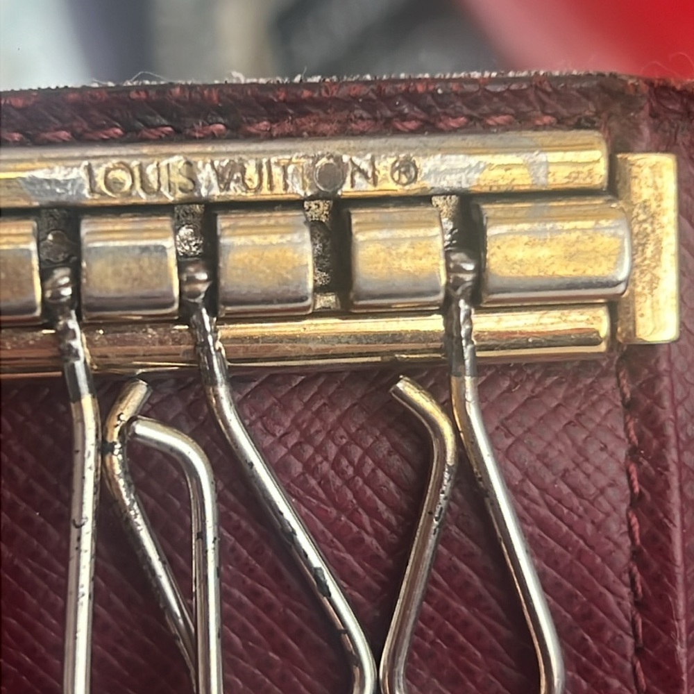 Louis Vuitton Damier Label Collection Multicle N63082 4 Key Case - Picture 8 of 9